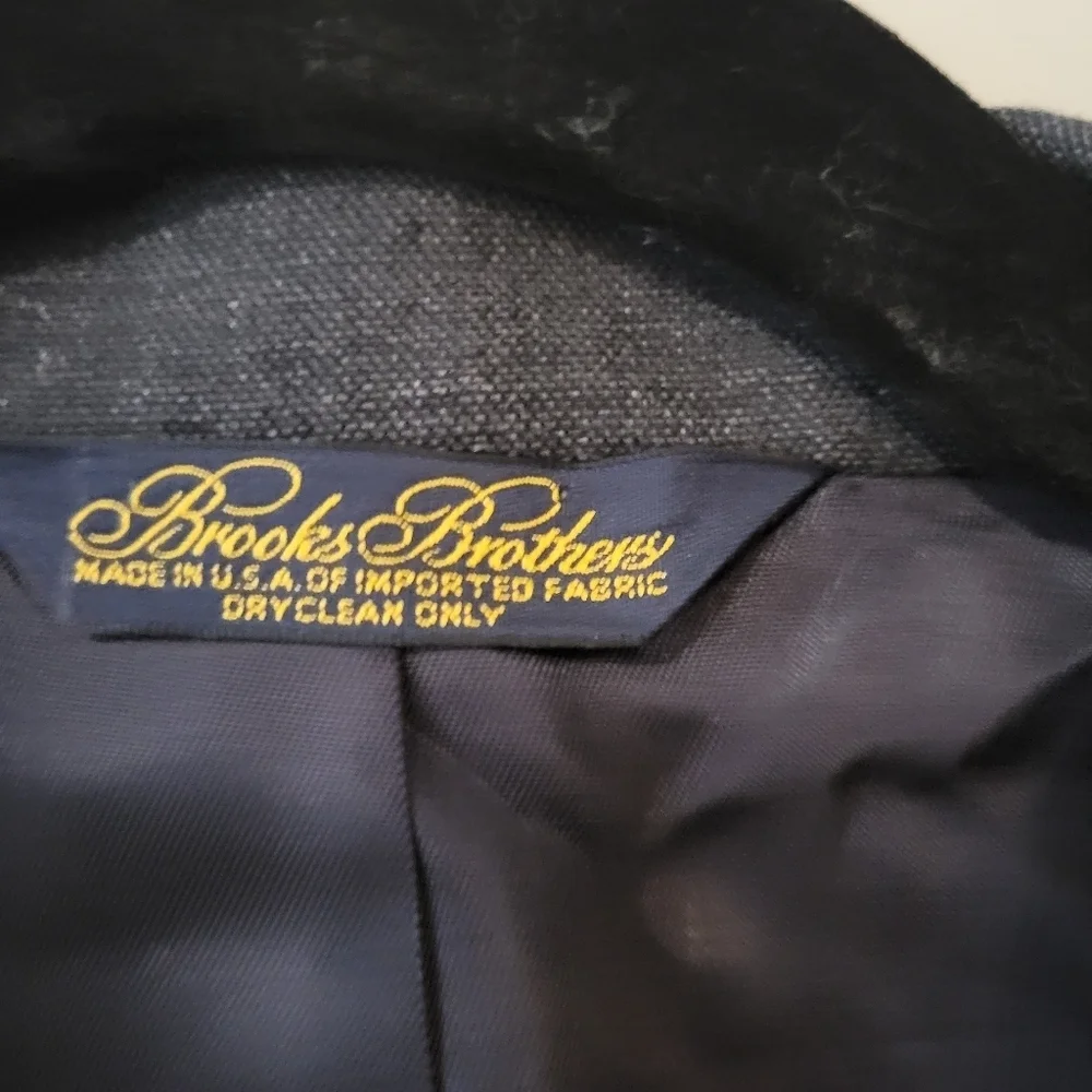 Brooks Brothers Men's Formal Pure Wool Preppy Gray Blazer Suit Jacket. Size 46R